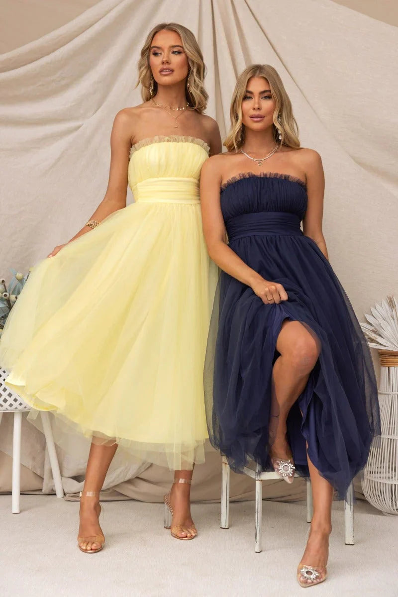 Vestido midi de tul sin tirantes para mujer