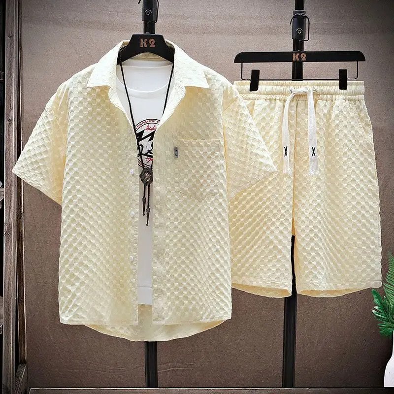 Conjunto de camisa y pantalones cortos con textura jacquard para hombre