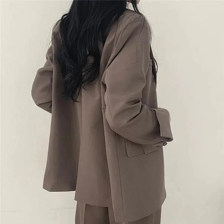 Conjunto de traje de mujer con blazer entallado y pantalones de pierna ancha