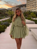 Vestido mini fluido con volantes para mujer