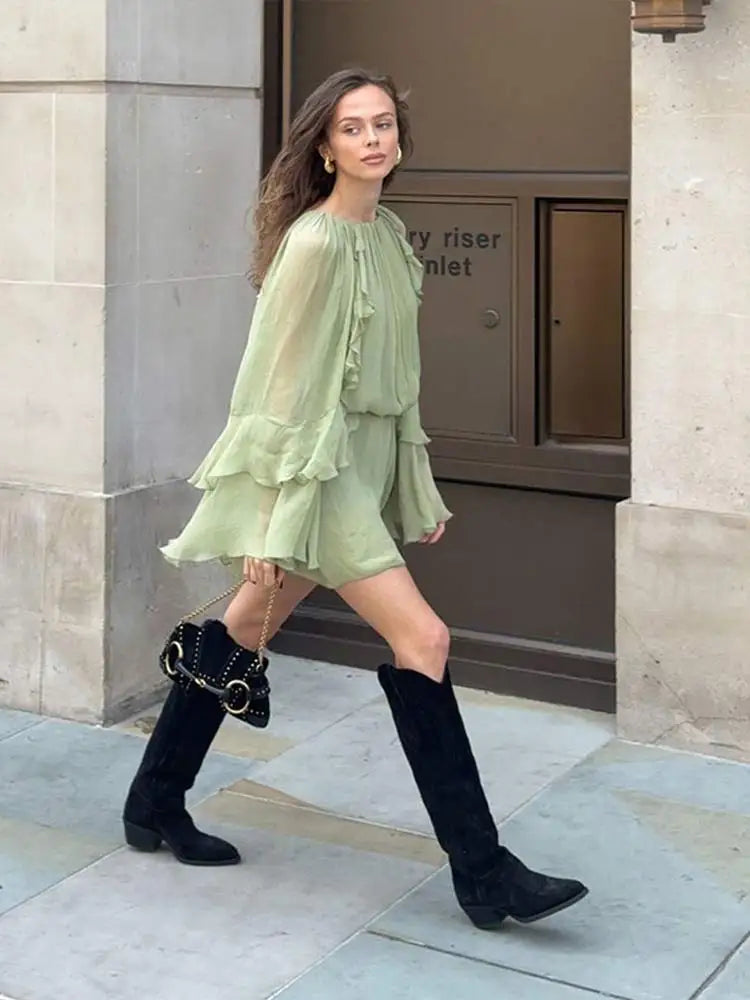 Vestido mini fluido con volantes para mujer